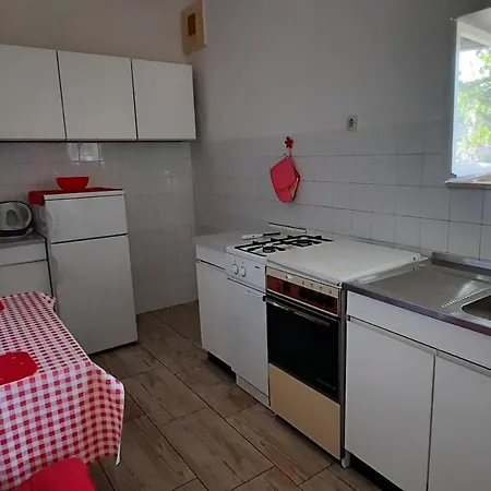 With A Parking Space Postira, Brac - 21308 Daire